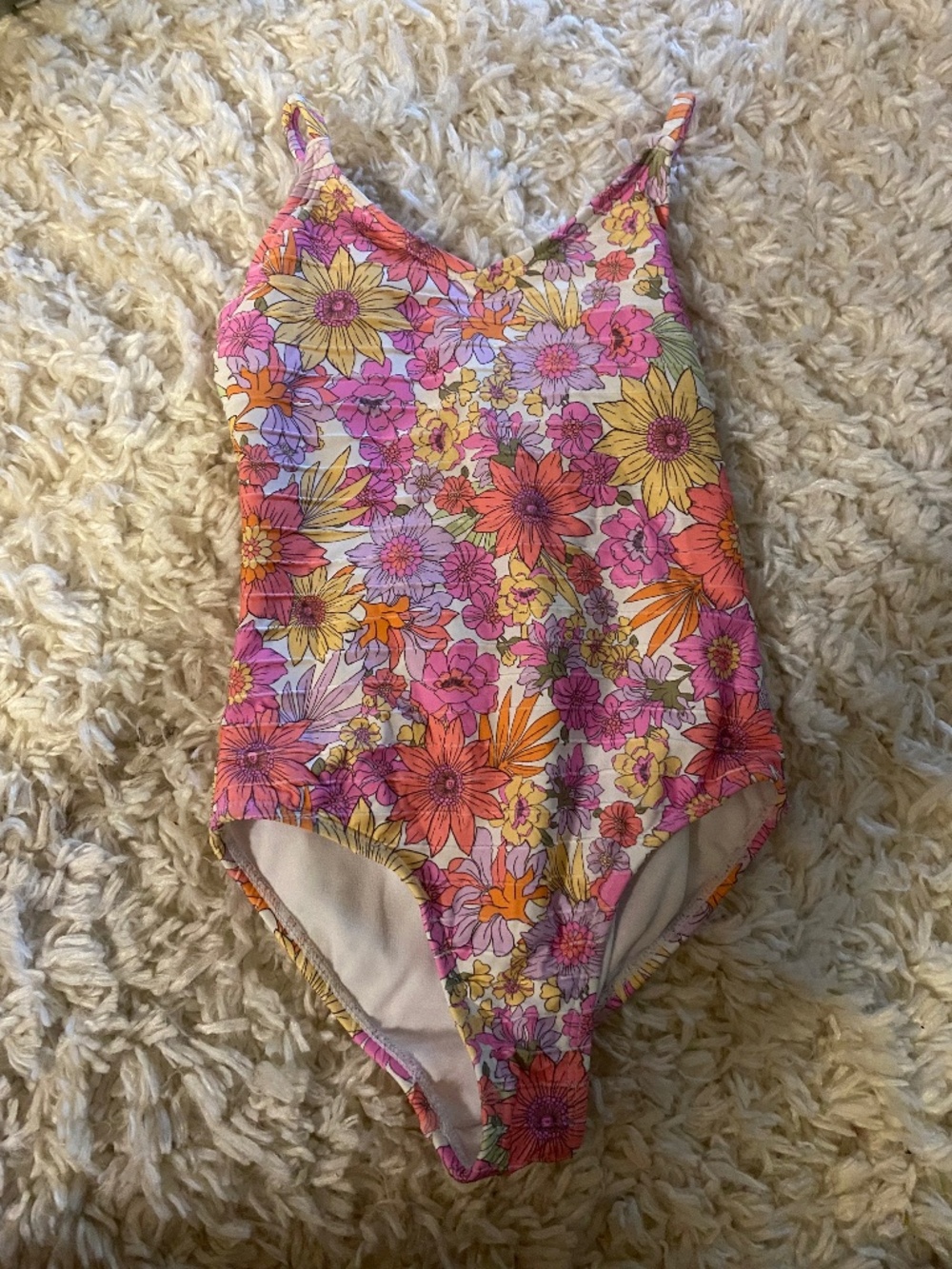 Girls swimsuit